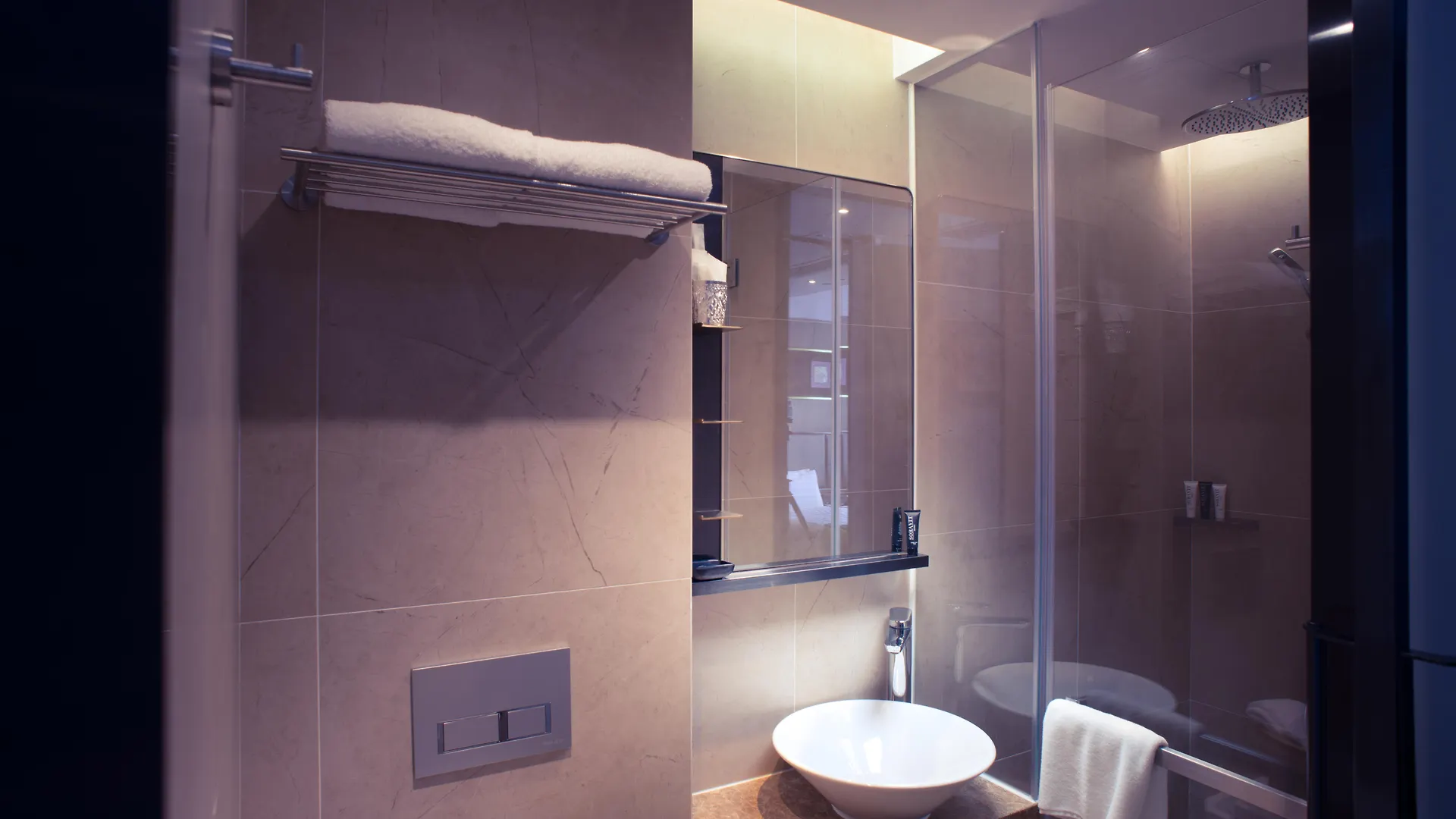Soravit On Granville Hong Kong Hotel