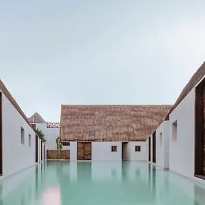 https://hotel-punta-caliza.quintano-roohotels.com