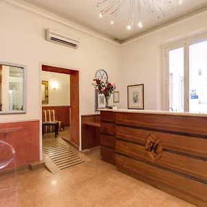 https://everest-inn-rome.it-romehotels.com